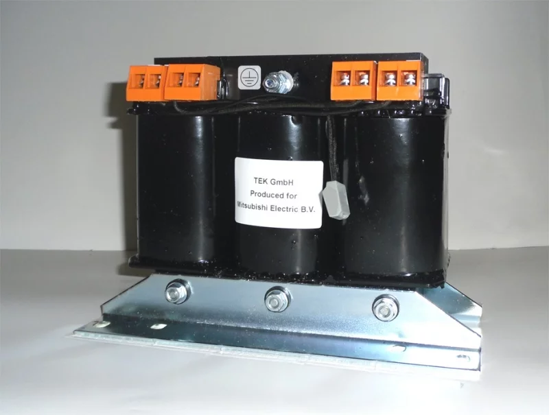 Автотрансформатор 400/230 В; 1,7 кВА MT-1.7-60